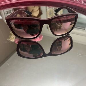 Prada sunglasses good for men or women in good condition